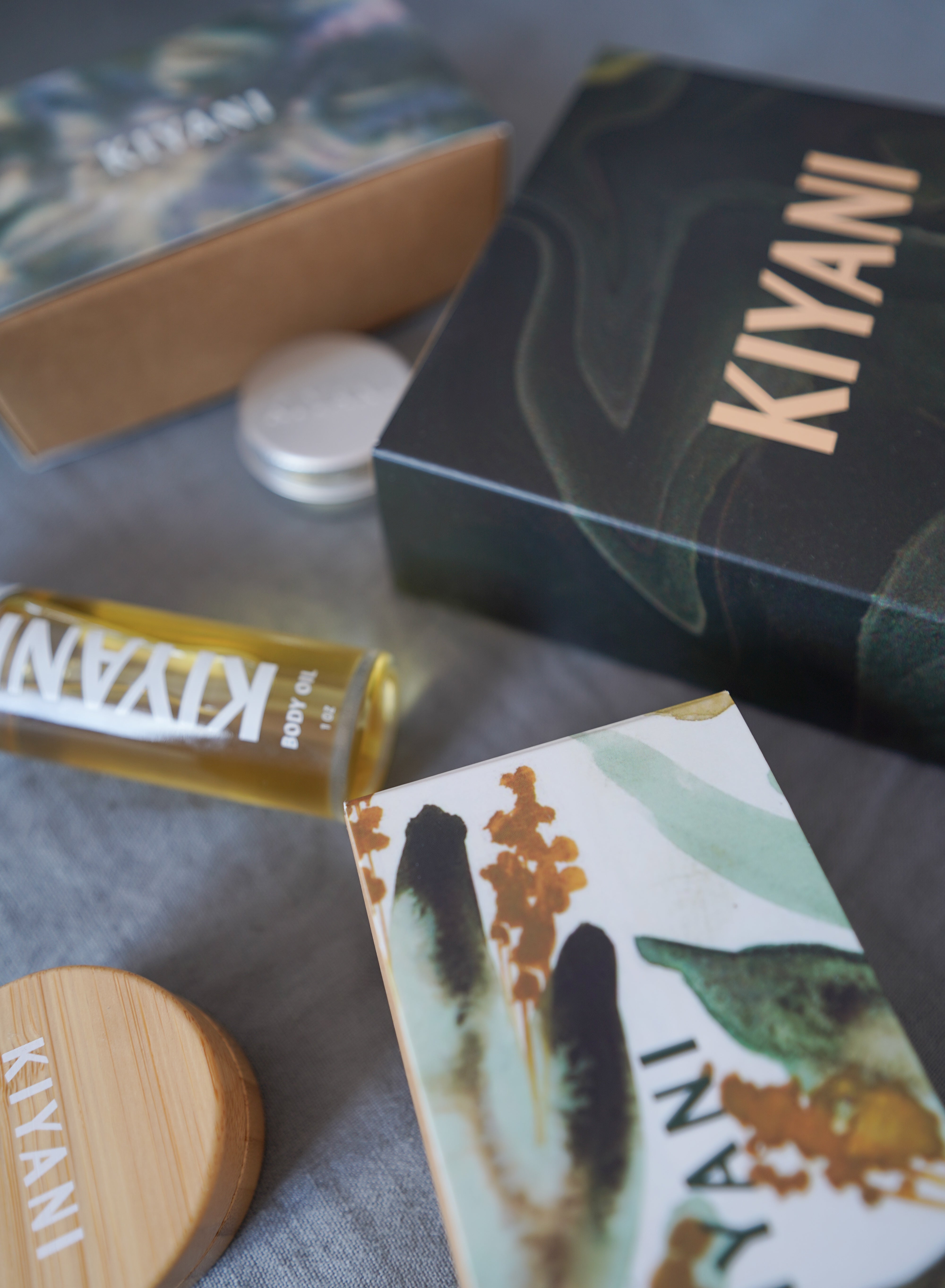 Calming Salve Gift Set Featuring Art by Jerry Lee – Kiyani Botanics